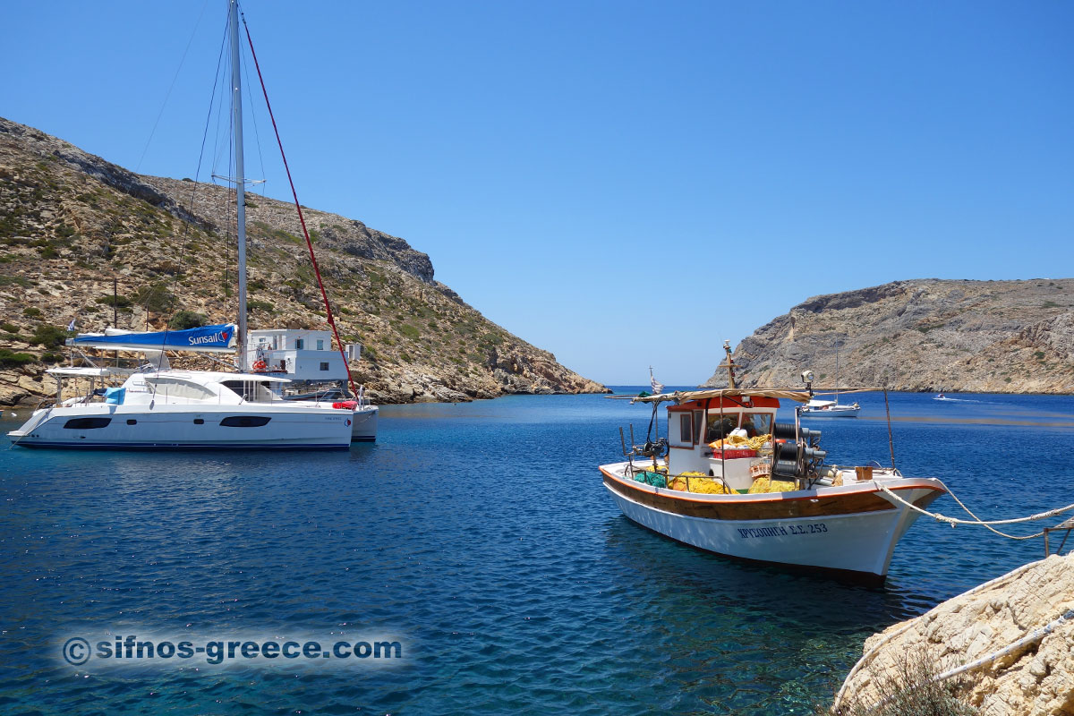 Ο καλά προστατευμένος από τον καιρό κόλπος της Χερρονήσου