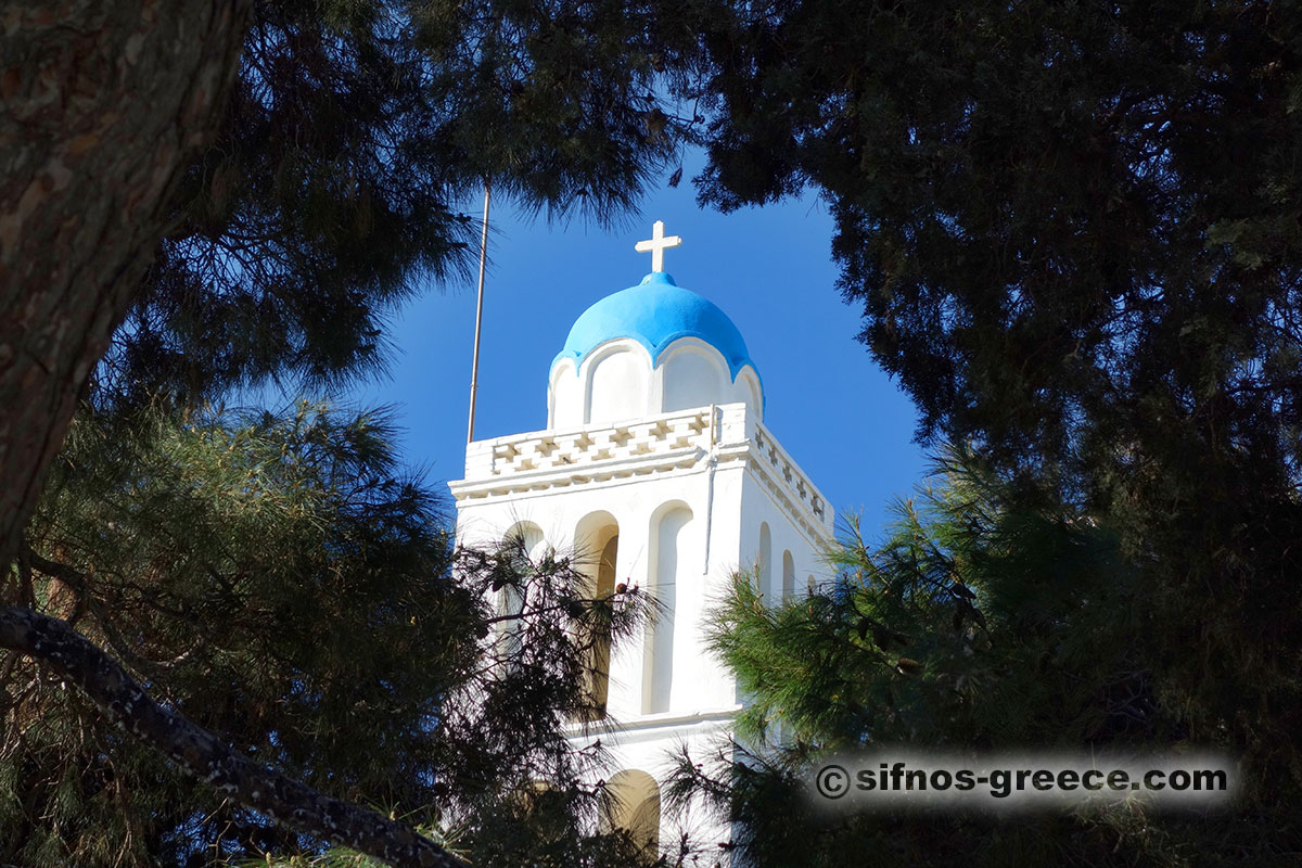 Η εκκλησία του Άι Γιάννη στο Κάτω Πετάλι