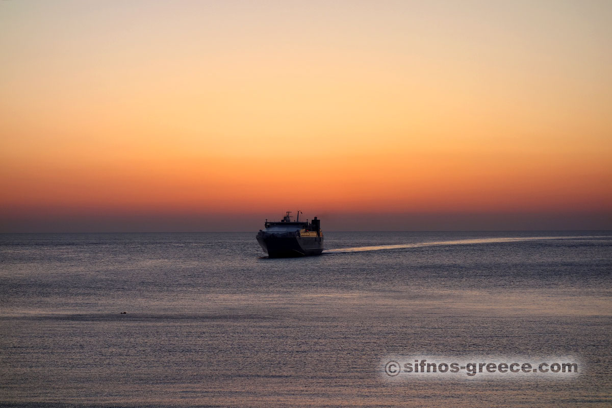 Ταξιδεύοντας για τη Σίφνο